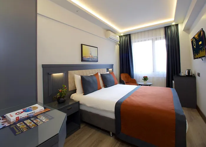 Hotel Eyfel